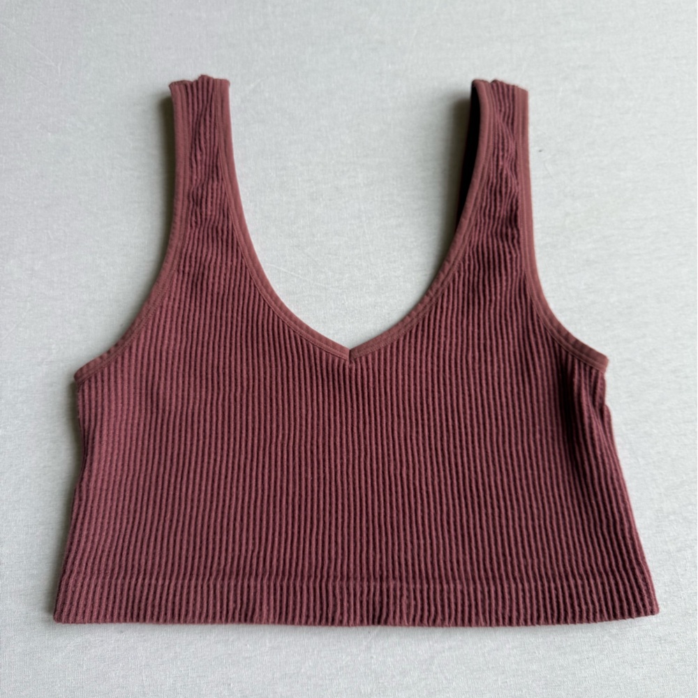 Maroon Stretchy Ribbed Crop Top with V Neck